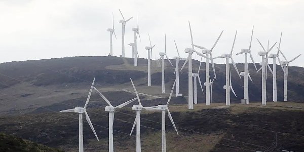 El Supremo anula el parque eólico Moeche por no evaluar su efecto sobre instalaciones cercanas